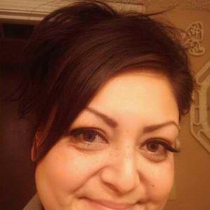 Meet your Posher, Elvia